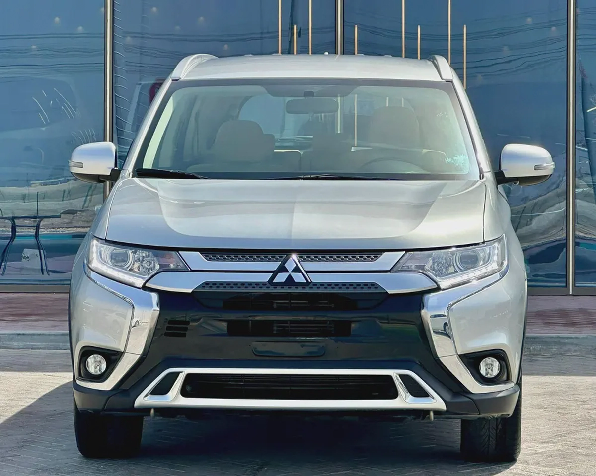 925-Monthly l GCC l 4wd, Cruise, Camera l Accident Free-2-2