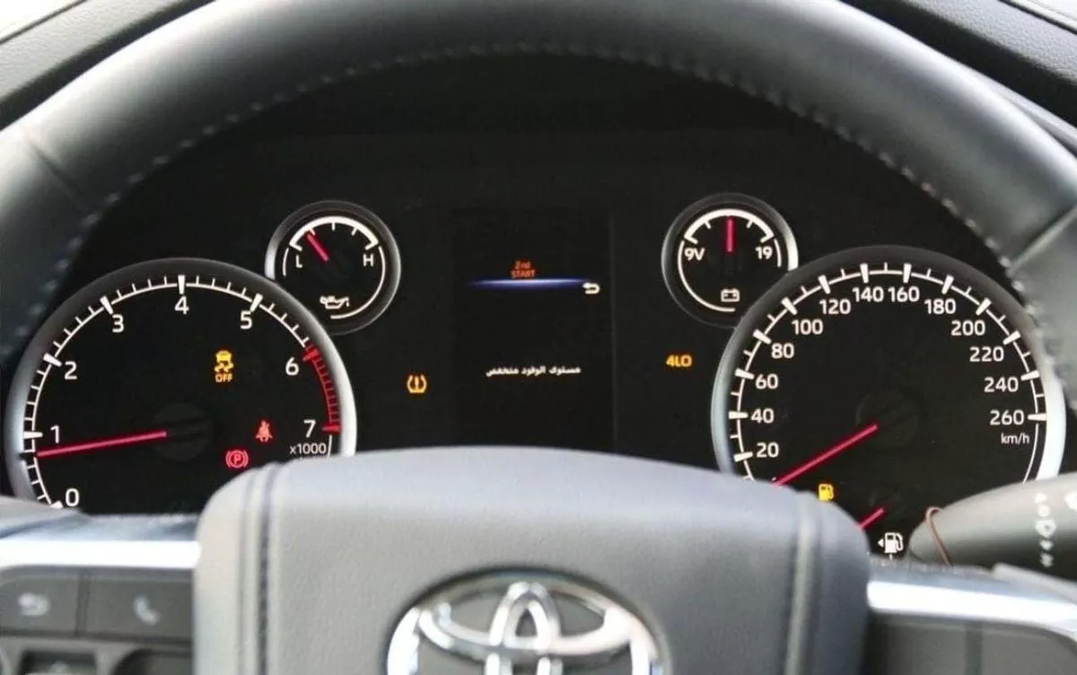 Toyota Land Cruiser GXR Toyota lc300 GXR 3.5L PETROL 2025-8-0