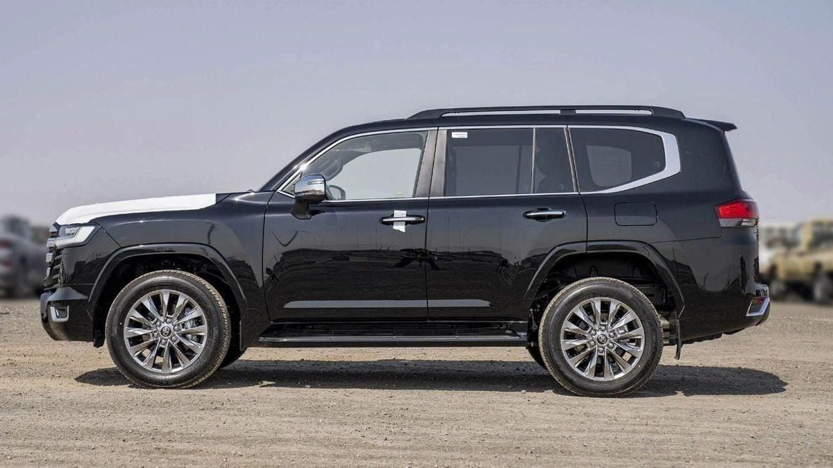 Toyota Land Cruiser VXR 3.5L