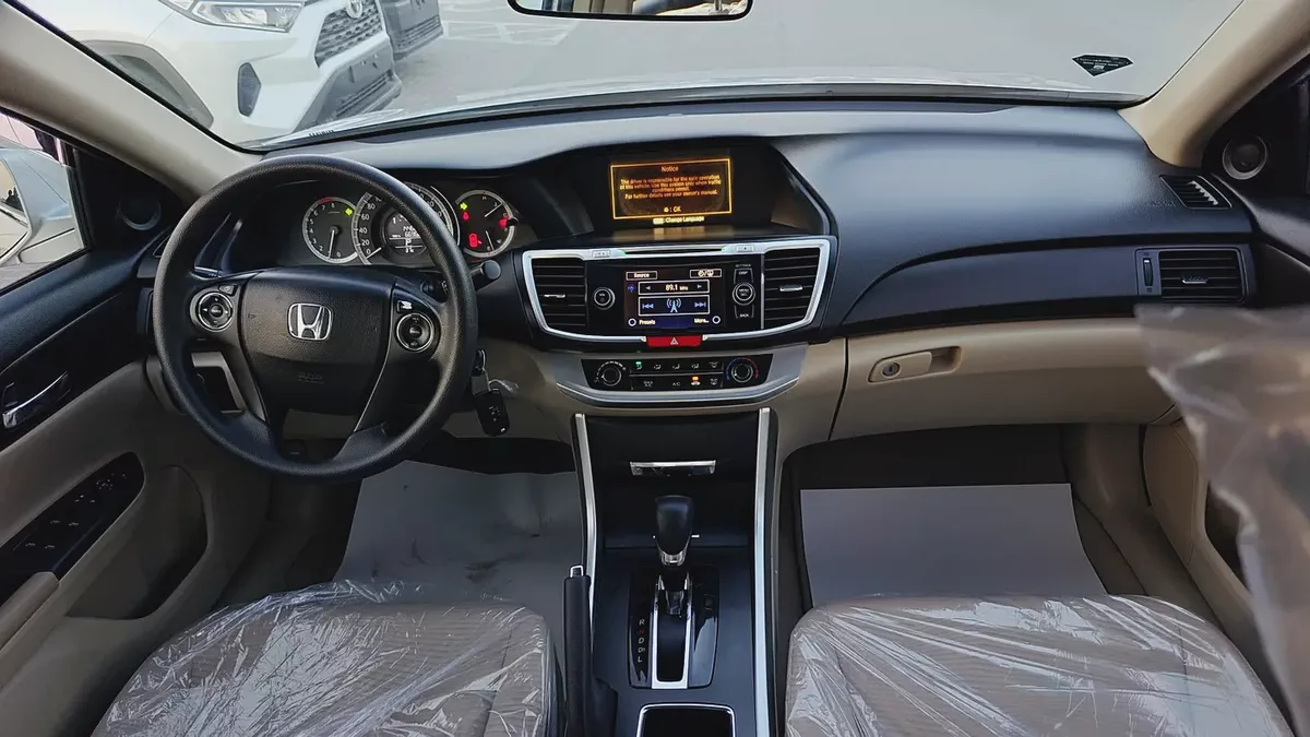 2014 Honda Accord GCC Specs - Well Maintained-16-16