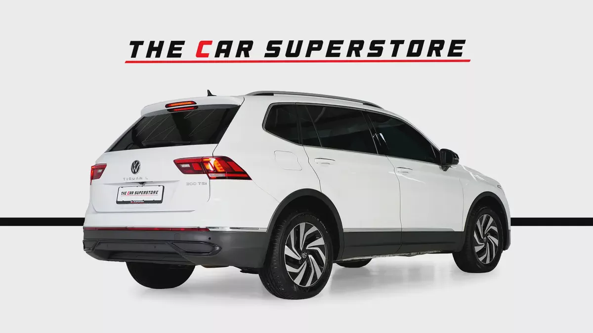 Tiguan 300 TSI Long Wheelbase-Low Mileage-Like New-Low Fuel Consumption-Comfort-7-7