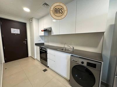 Near Metro Station||Fully Furnished Studio flat||All Facilities-3