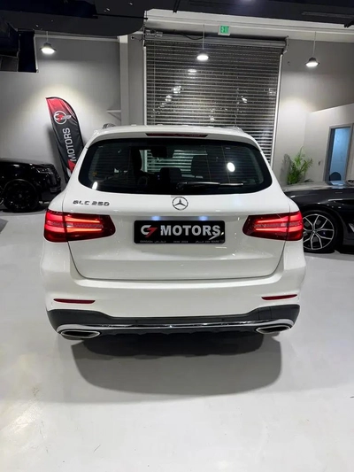 Mercedes-Benz GLC 250 4MATIC | 2018 | GCC | Full Option | Full service History | Monthly: 2,800 AED-6