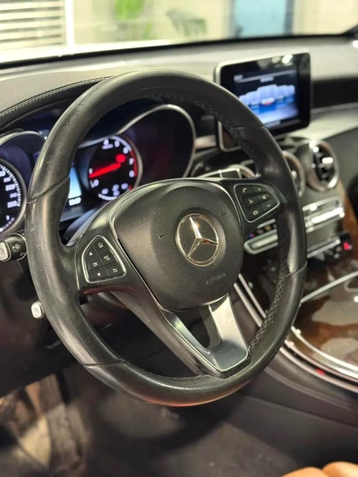 Mercedes-Benz GLC 250 4MATIC | 2018 | GCC | Full Option | Full service History | Monthly: 2,800 AED-2