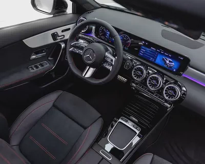 MERCEDES A200 - AMG KIT - 2025 - GCC - GARGASH WARRANTY AND SERVICE CONTRACT-9