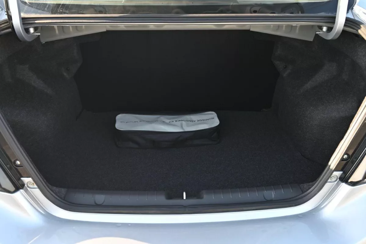 MITSUBISHI ATTRAGE GLX-2-2
