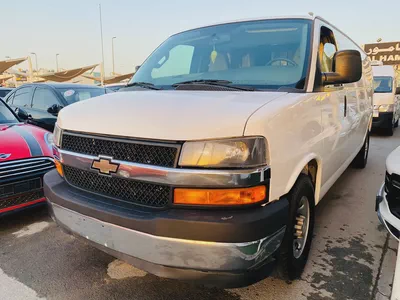 2018 Chevrolet Express LT | GCC Specs | Well Maintained-17
