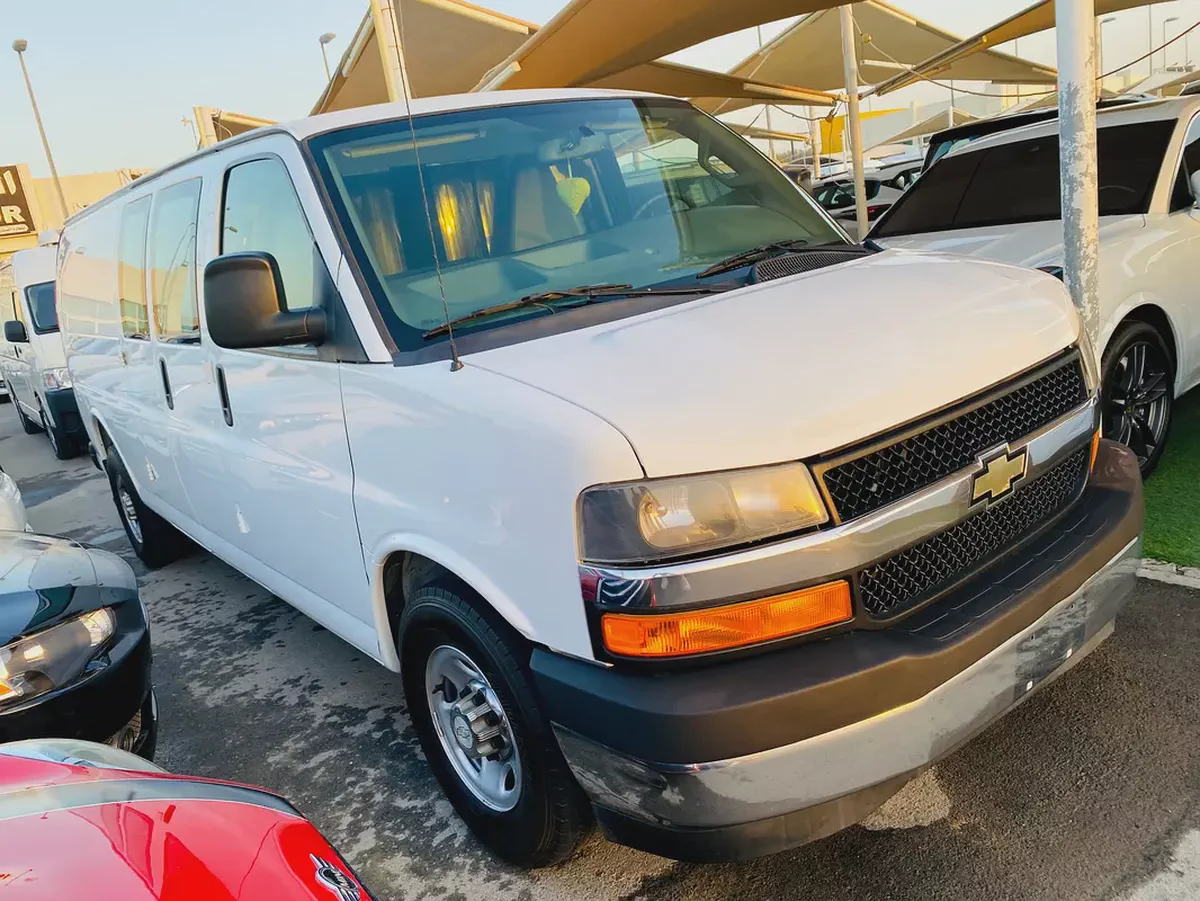 2018 Chevrolet Express LT | GCC Specs | Well Maintained
