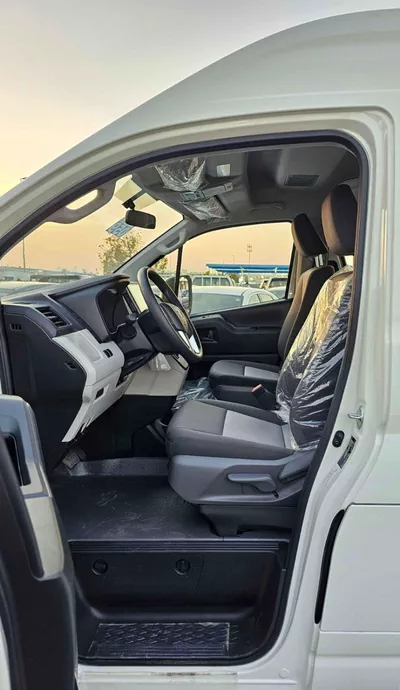 Toyota Hiace GL TOYOTA HIACE HIGHROOF GL / A/T / 2.8L V4 DIESEL / DVD CAMERA / 13 SEATER (CODE# HRDAGLJ )-9