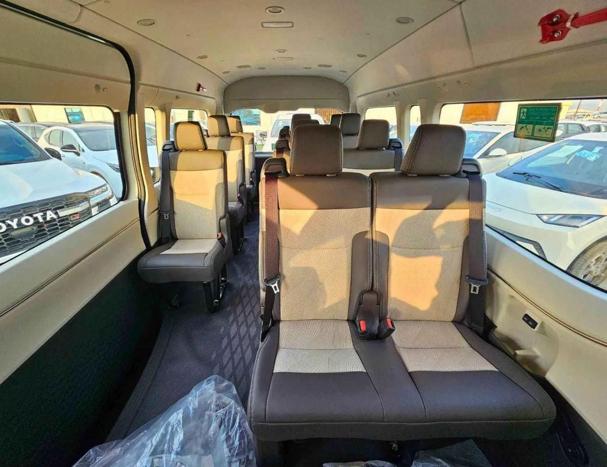 Toyota Hiace GL TOYOTA HIACE HIGHROOF GL / A/T / 2.8L V4 DIESEL / DVD CAMERA / 13 SEATER (CODE# HRDAGLJ )-16-0