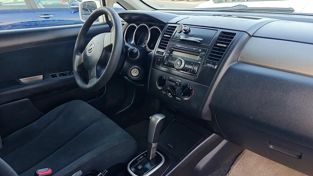 Nissan Tiida 2013 GCC Specs - Reliable and Economical-10-10