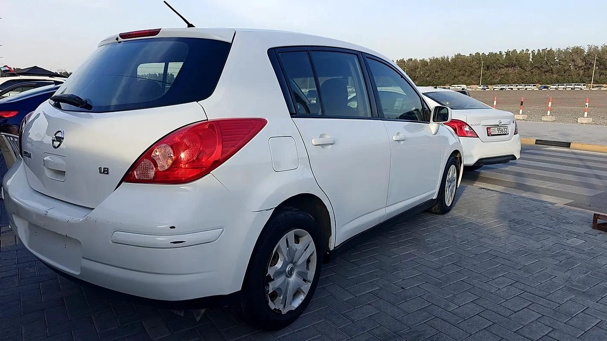 Nissan Tiida 2013 GCC Specs - Reliable and Economical-3-3