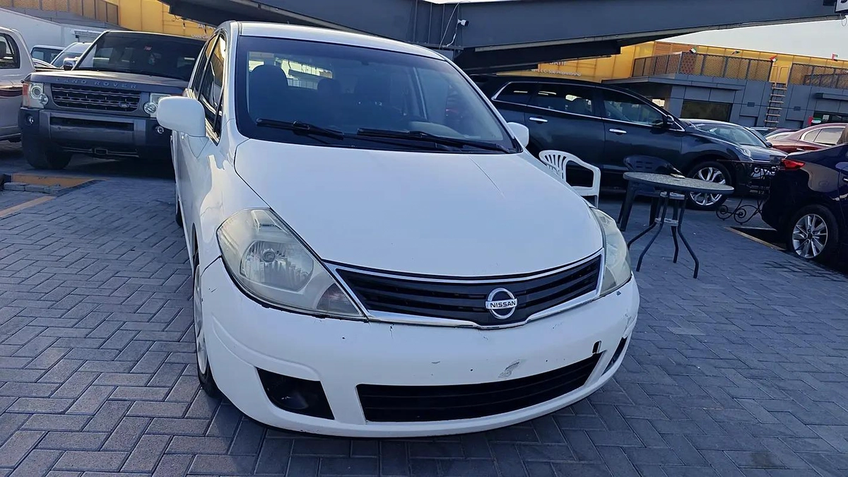 Nissan Tiida 2013 GCC Specs - Reliable and Economical-11-11