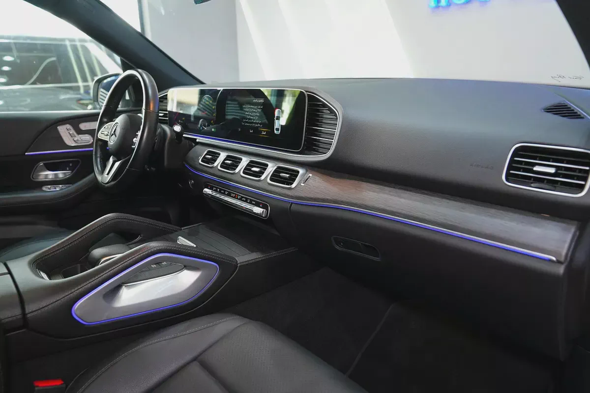 2022 - MERCEDES-BENZ GLE 350 - with warranty for 188,000.00 AED-19-19