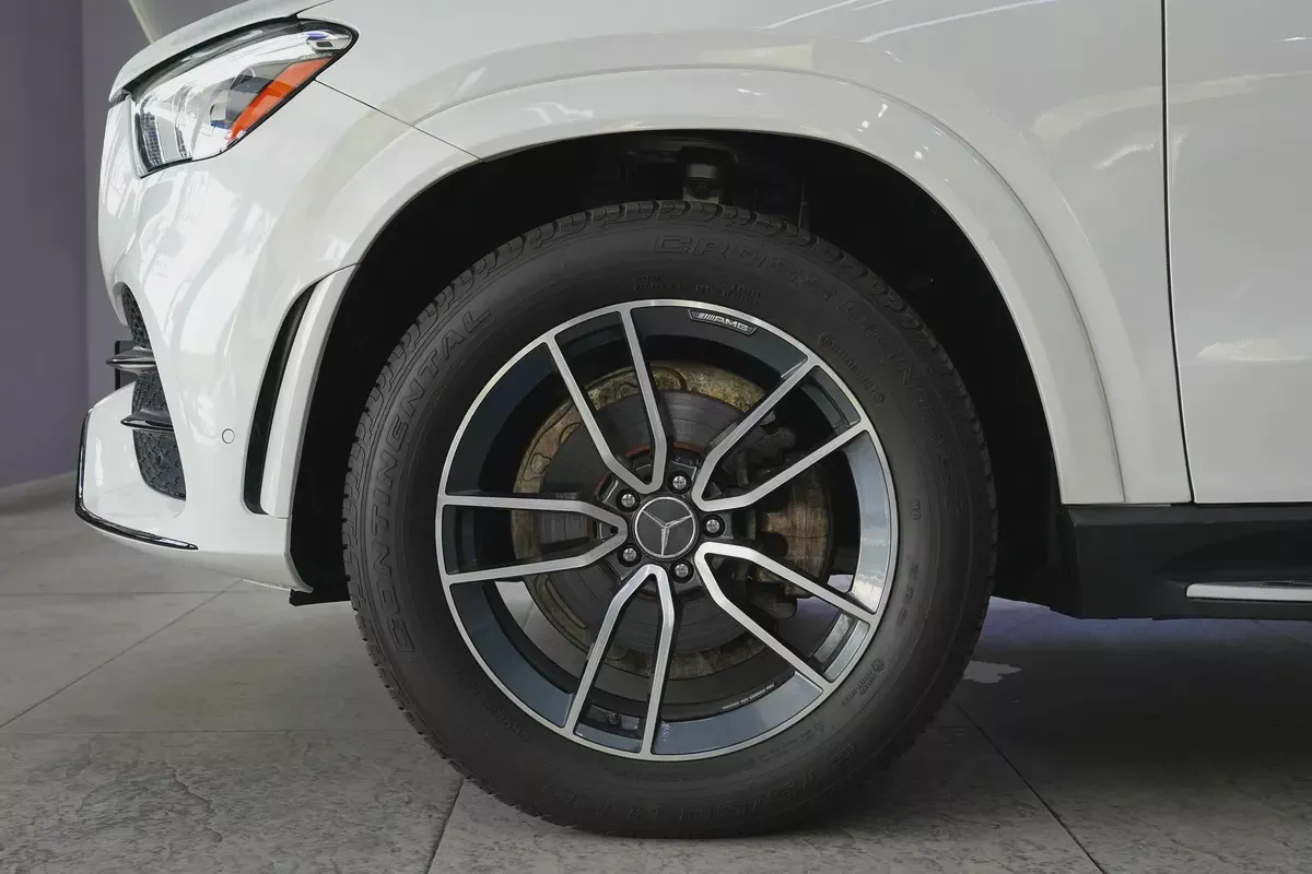 2022 - MERCEDES-BENZ GLE 350 - with warranty for 188,000.00 AED-7-7