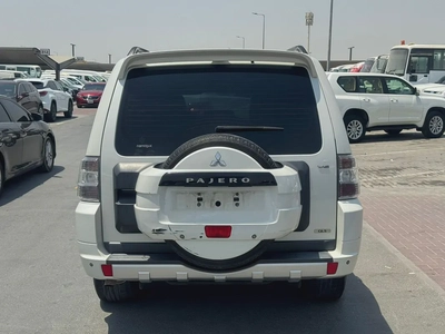 Pajero 2010 fullopshin white color GCZc Calen car-9
