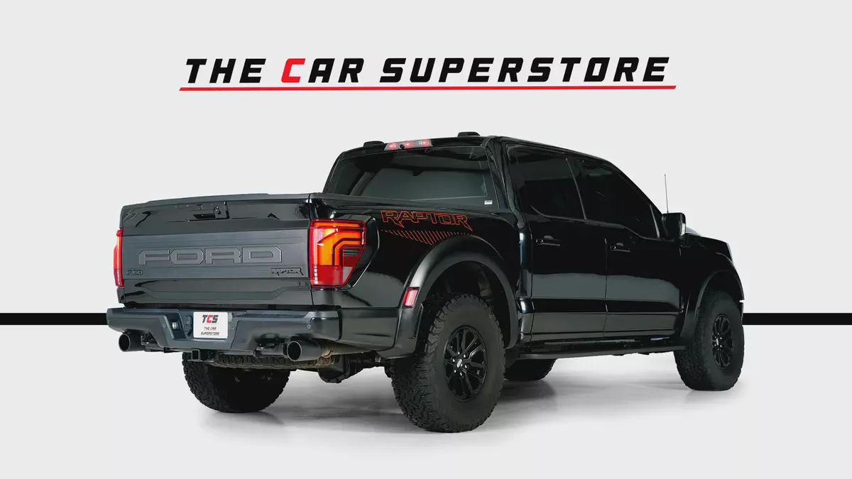 Ford Raptor F-150 Performance - Full Service History - Ford Warranty and Service Package - GCC Specs-7-7