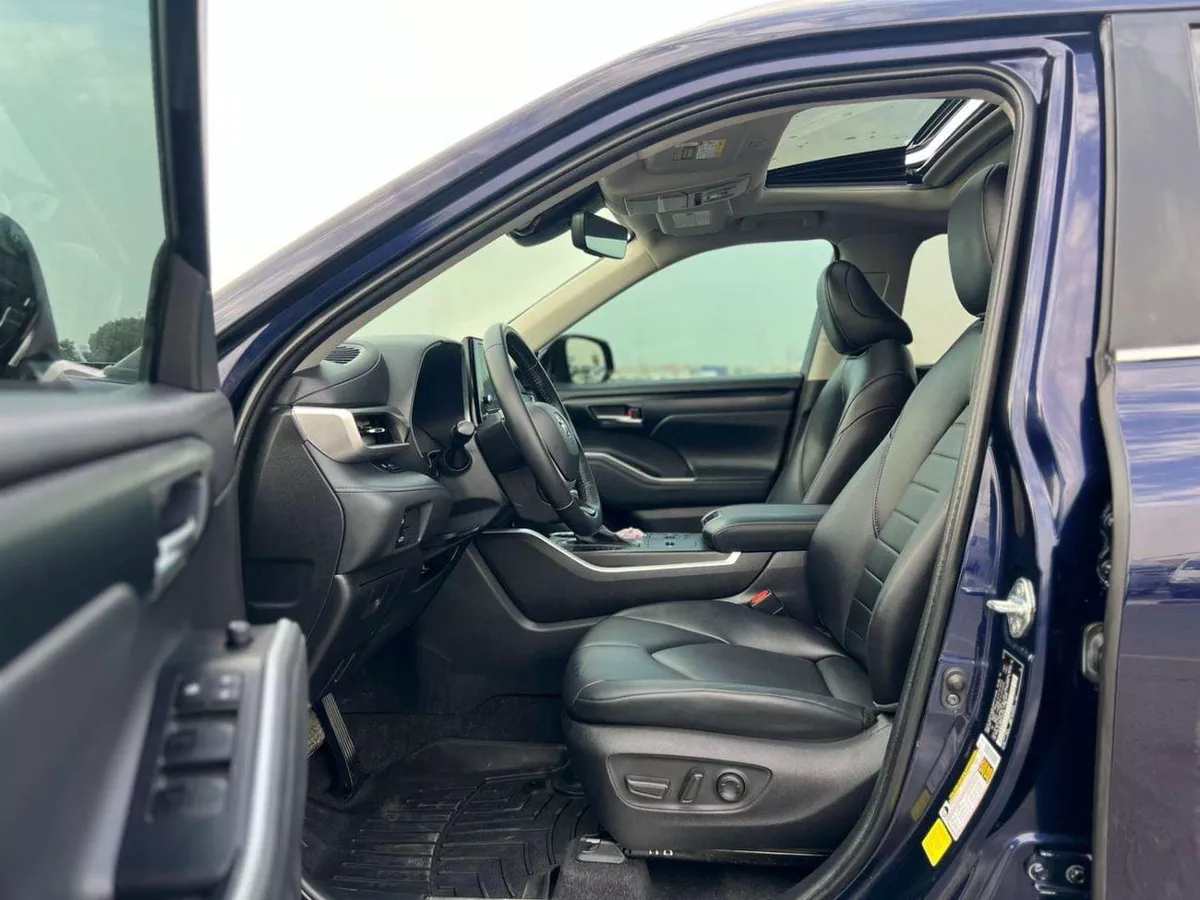 Toyota Highlander LTD HEV 2023 Toyota Highlander Hybrid Full Option - 2.5L V4 - Sunroof - Rear Camera & Radar Leather Sea-10-0