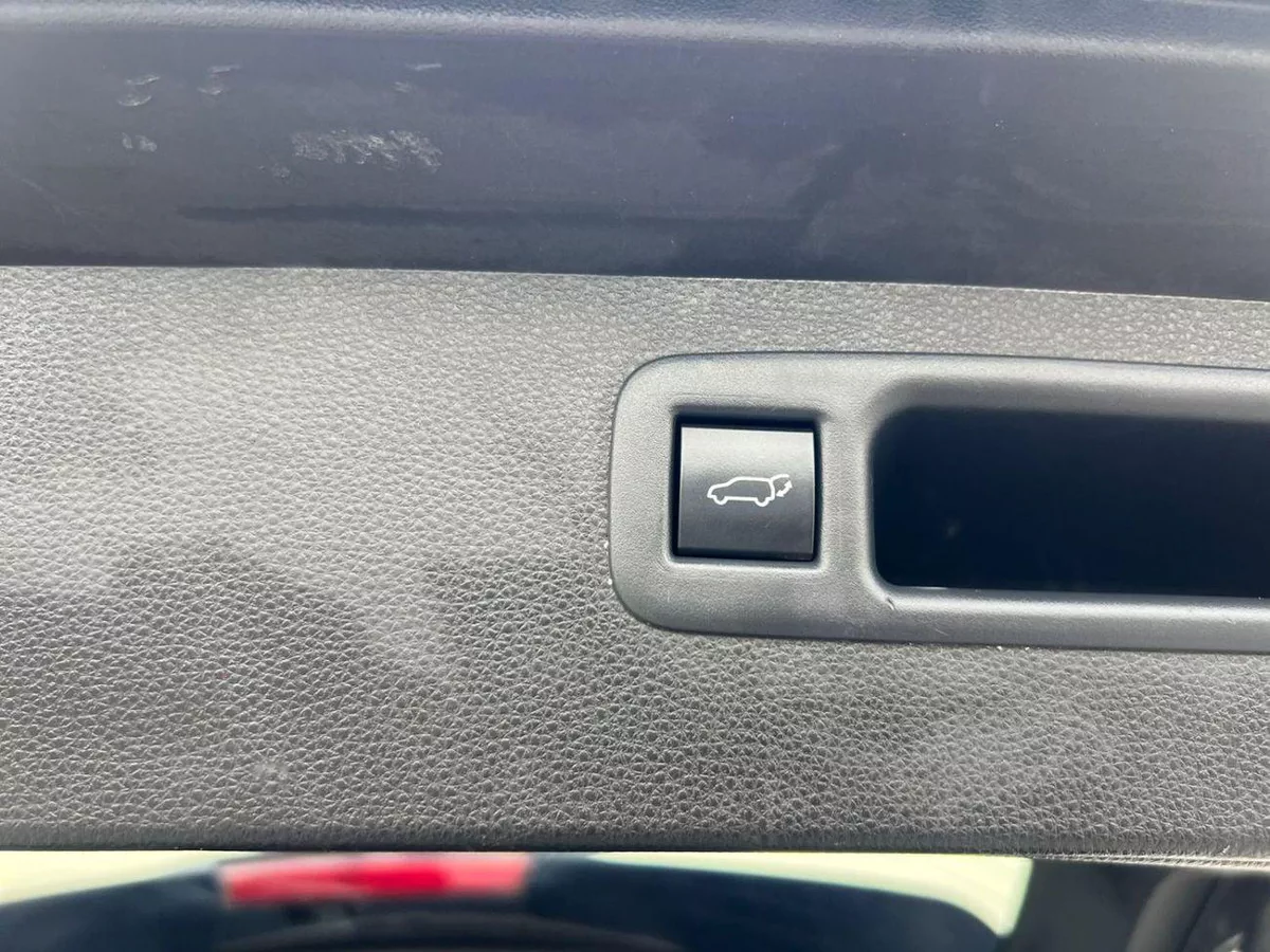 Toyota Highlander LTD HEV 2023 Toyota Highlander Hybrid Full Option - 2.5L V4 - Sunroof - Rear Camera & Radar Leather Sea-18-0