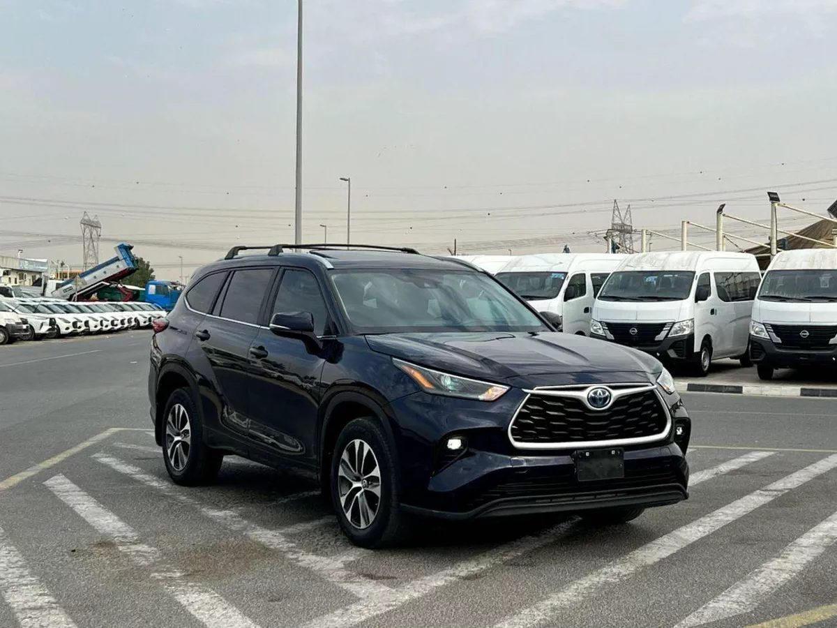 Toyota Highlander LTD HEV 2023 Toyota Highlander Hybrid Full Option - 2.5L V4 - Sunroof - Rear Camera & Radar Leather Sea