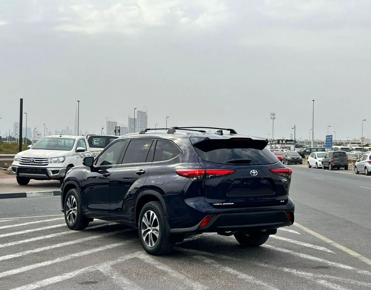 Toyota Highlander LTD HEV 2023 Toyota Highlander Hybrid Full Option - 2.5L V4 - Sunroof - Rear Camera & Radar Leather Sea-4-0