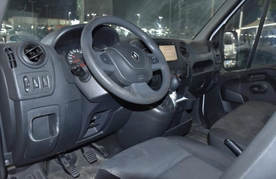Renault Master ( 2020 Model ) in White Color GCC Specs-9
