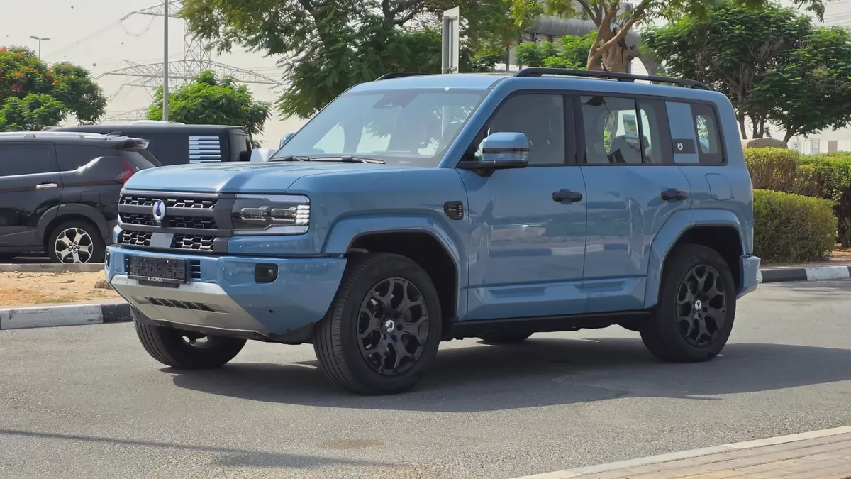 DENZA B5 Flagship (Blue Green)-3-3
