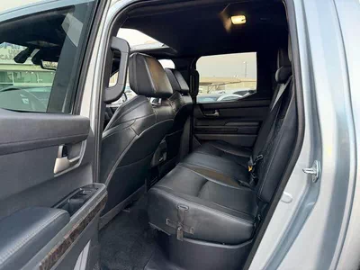 For sale ⁦Toyota Tacoma IV, 2.4 l, 2024⁩ in UAE, Sharjah-4