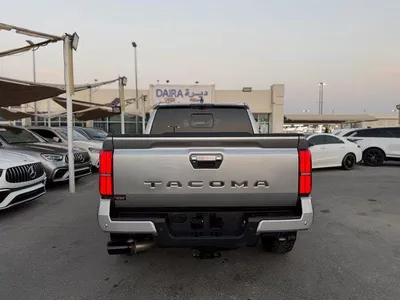 For sale ⁦Toyota Tacoma IV, 2.4 l, 2024⁩ in UAE, Sharjah-8