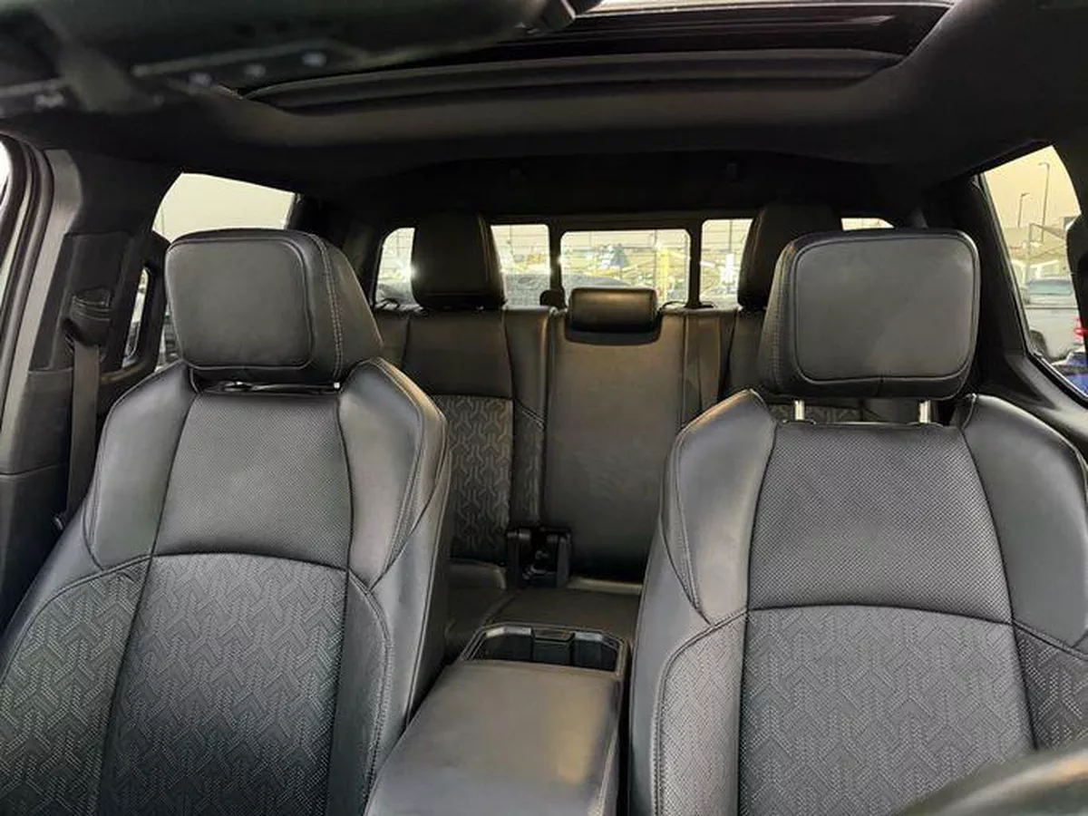 For sale ⁦Toyota Tacoma IV, 2.4 l, 2024⁩ in UAE, Sharjah-17-17