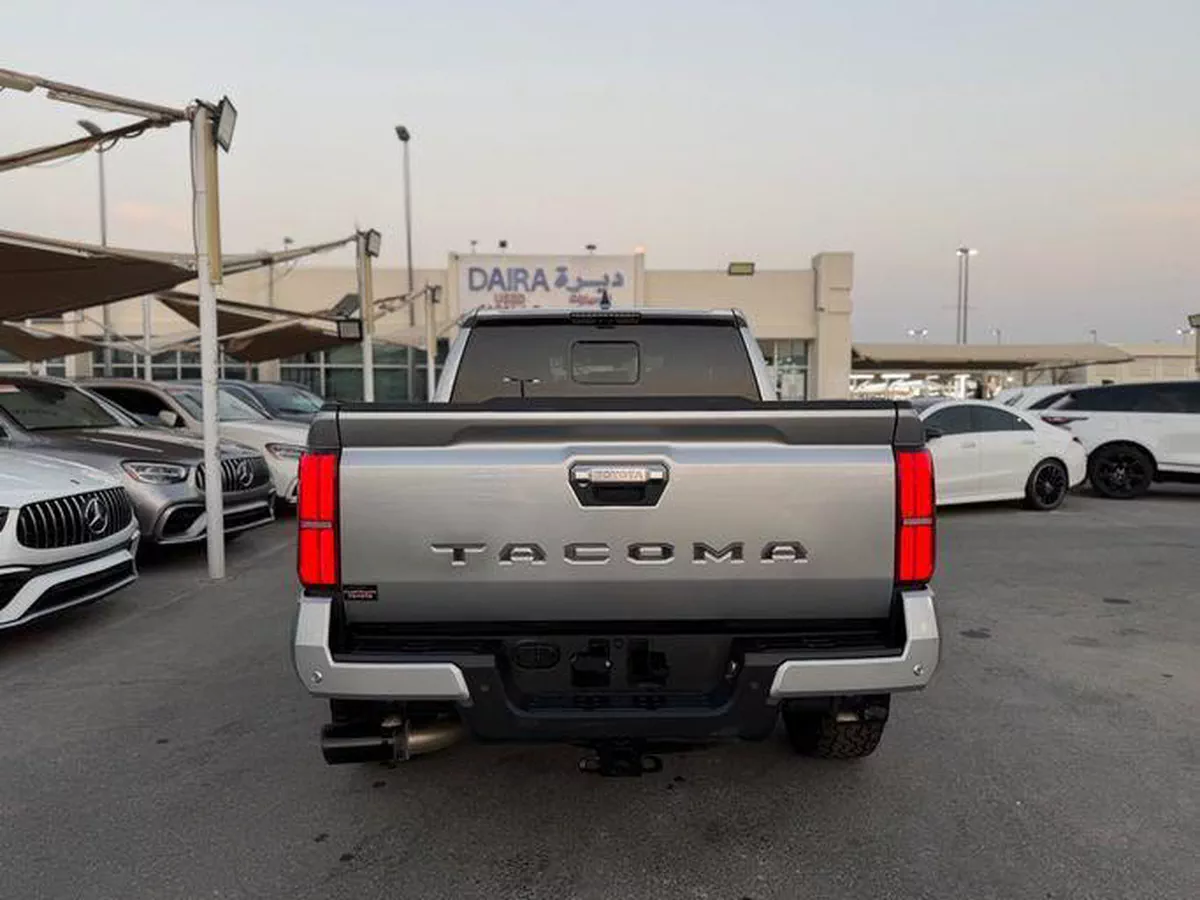For sale ⁦Toyota Tacoma IV, 2.4 l, 2024⁩ in UAE, Sharjah-8-8