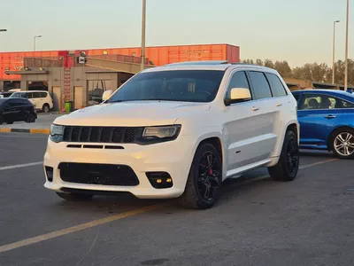 جيب كراند شيروكي 2014 مواصفات خليجية SRT 6.4 بحالة جيدة-2