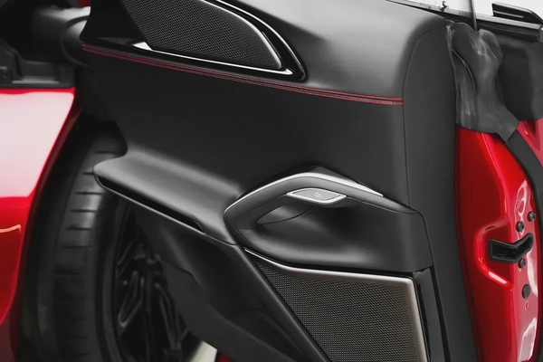 2025 FERRARI PUROSANGUE NOVITEC