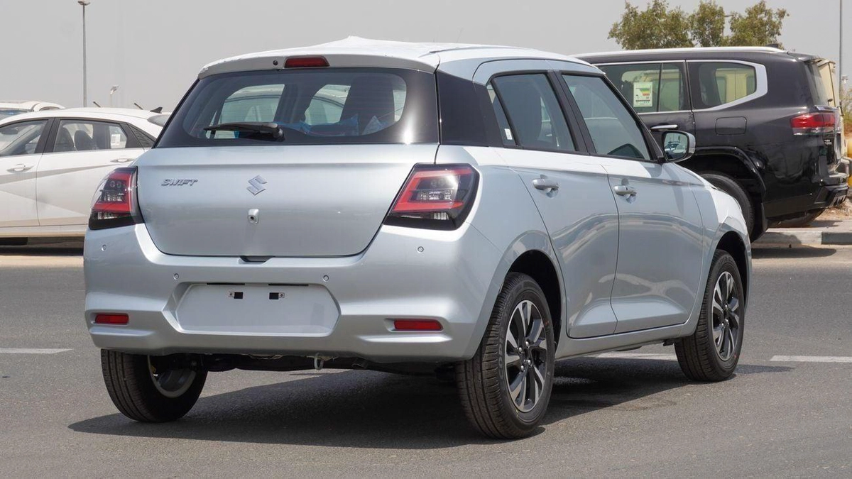 Suzuki Swift Brand New Suzuki Swift 2026 1.2L FWD Petrol |Silver/Black |N-SWI12- P-26 |FOR EXPORT-5-5