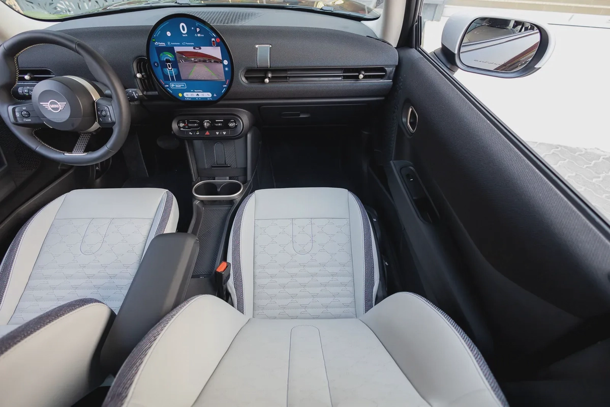 MINI Hatch Cooper 2026-13-13