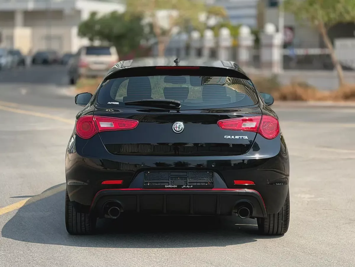 Pristine 2021 Alfa Romeo Giulietta Veloce | GCC Specs-15-15