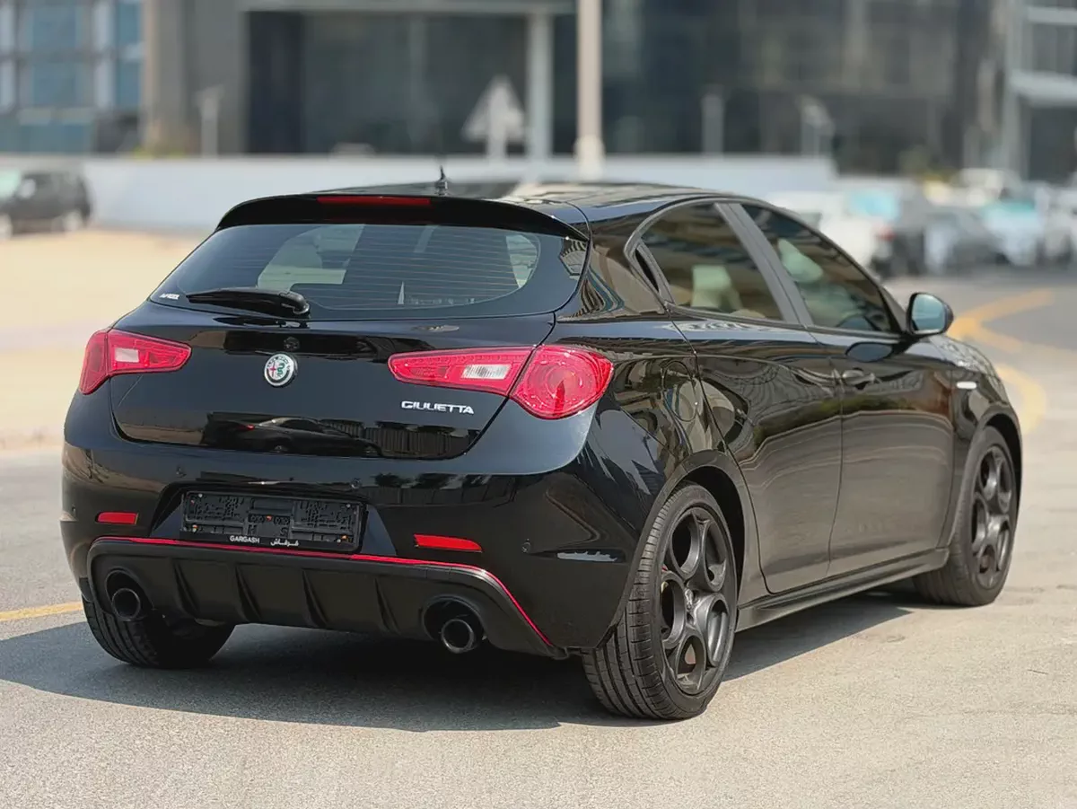 Pristine 2021 Alfa Romeo Giulietta Veloce | GCC Specs-16-16