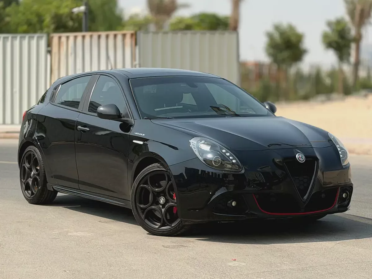 Pristine 2021 Alfa Romeo Giulietta Veloce | GCC Specs-2-2