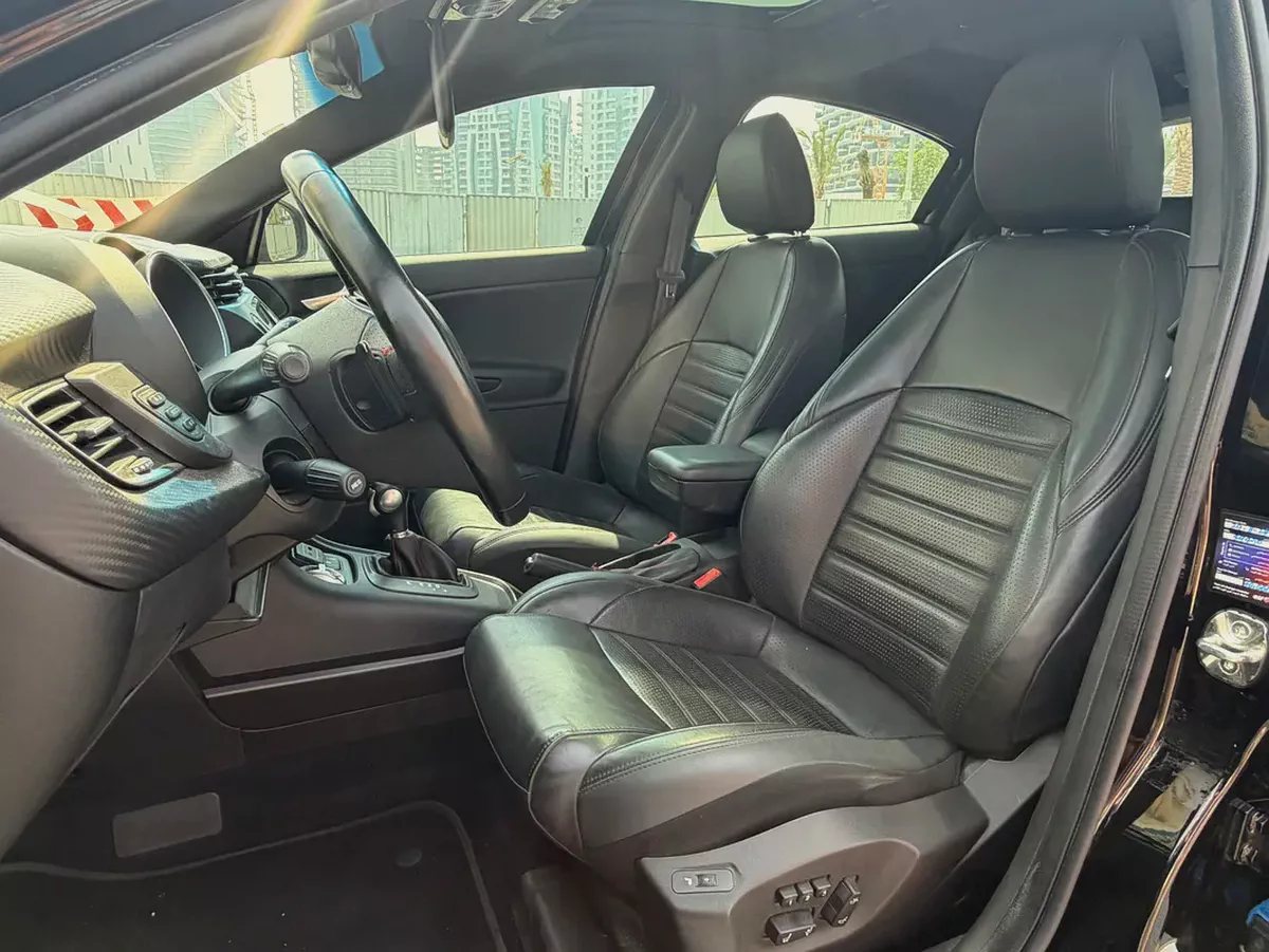 Pristine 2021 Alfa Romeo Giulietta Veloce | GCC Specs-7-7