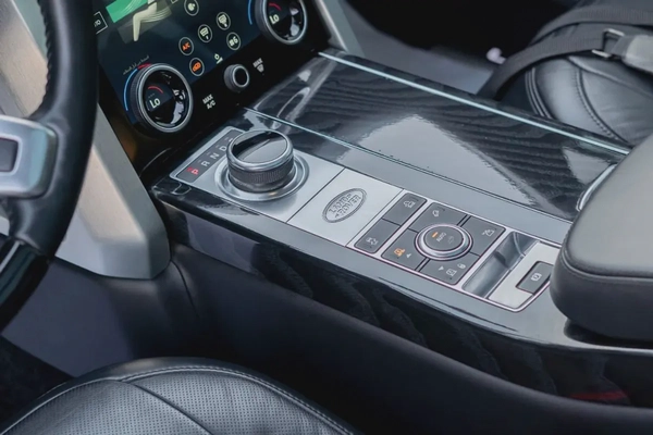 range rover vogue Autobiography 2020