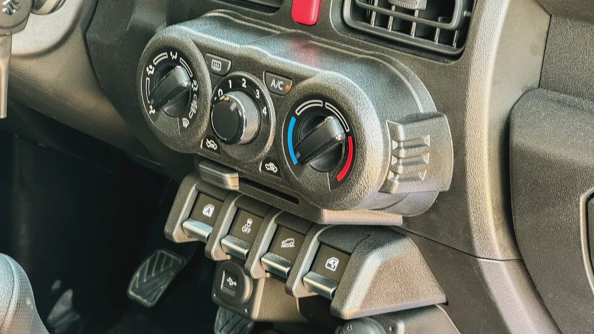 Suzuki Jimny GL Manual Transmission GCC Specs 2026 Brand New 1.5L 4 Cylinders