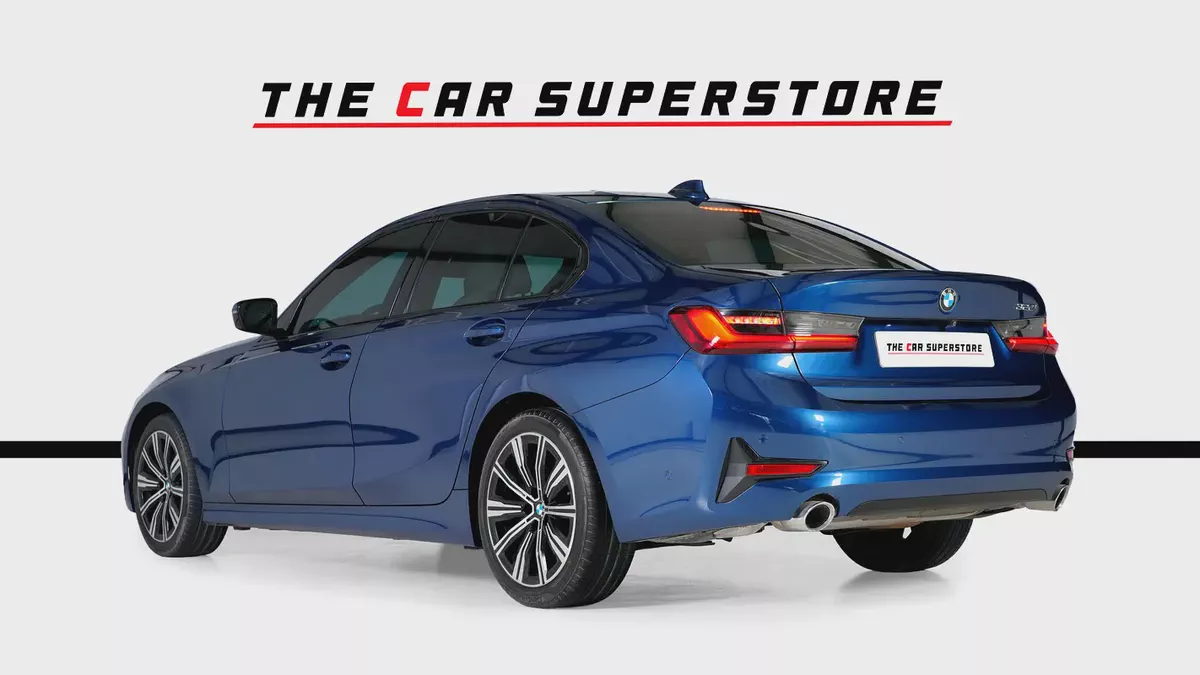BMW 320i-Luxury Package-GCC- BMW Warranty and Service Package Until 2027-5-5