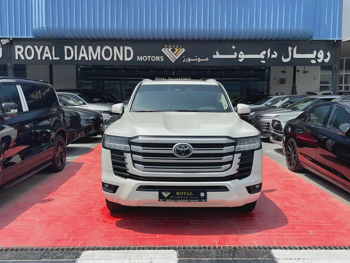 Toyota Land Cruiser GXR Twin TURBO 3.5L GCC 2025 Under warranty From Agency-1-1