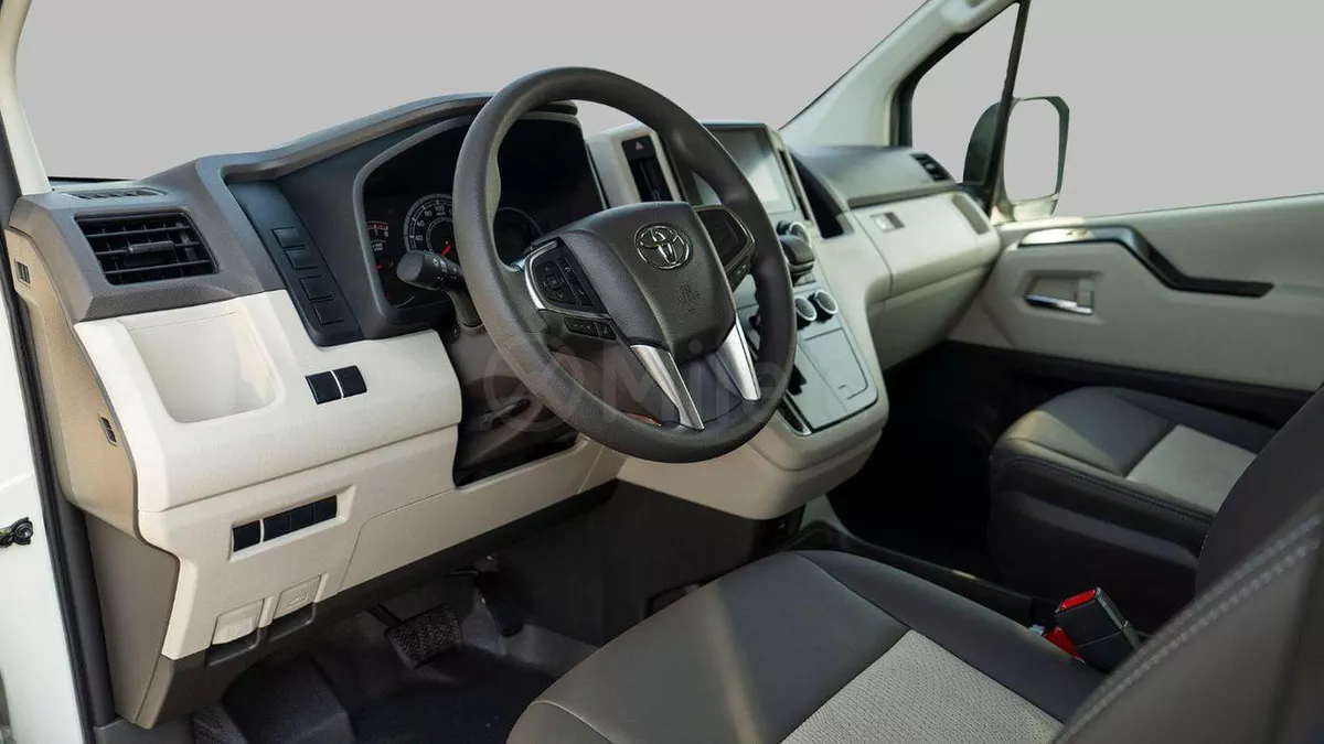 Toyota Hiace GL-15-0