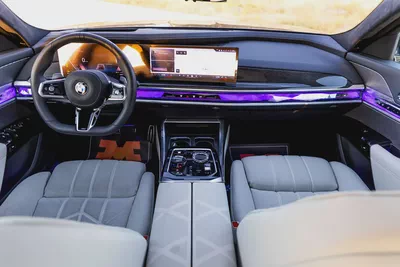 BMW 735i M Sport Individual – 2026 | GCC | Only 2,188 KM | AED 399,000-15