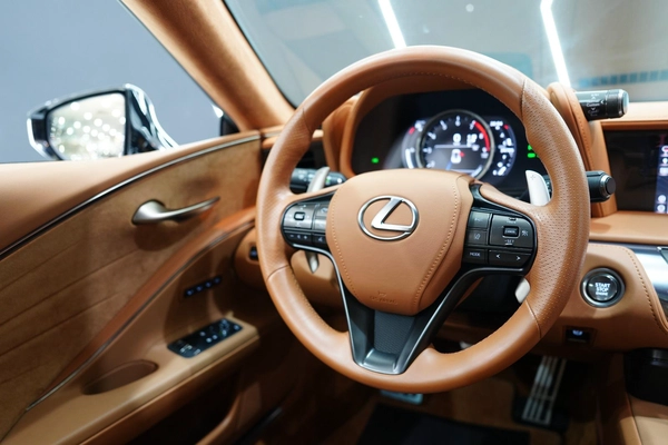 Lexus LC 500 Carbon Edition 2021