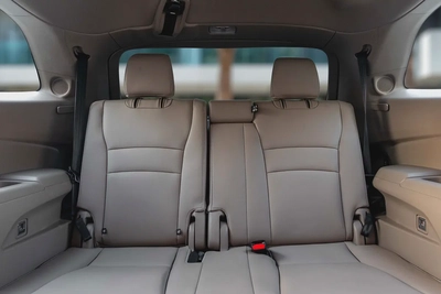 2,155 P.M |  Pilot Touring | 0% Downpayment | Honda History!-12