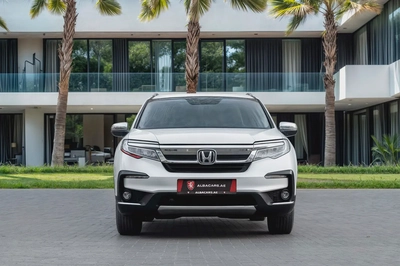 2,155 P.M |  Pilot Touring | 0% Downpayment | Honda History!-3