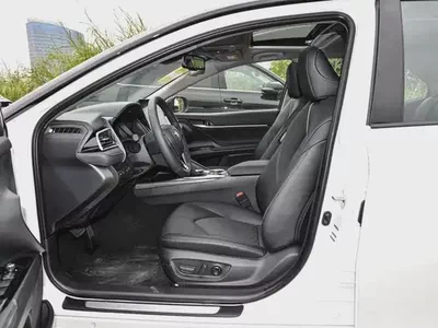 Toyota Camry MY25 Elite Edition Hybrid-5