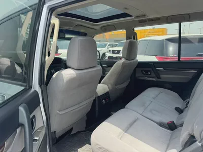 Mitsubshi pajero 2014 silver color fullopshin-3